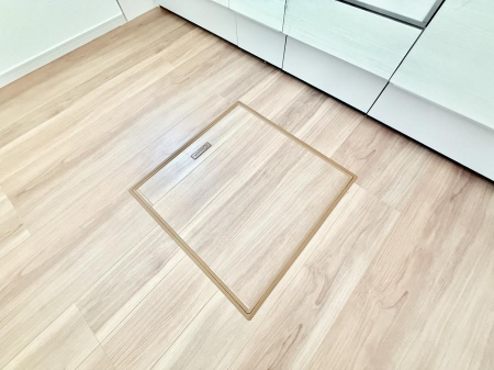 ���̑����ρ@�ݔ����B�ꂽ���[�X�y�[�X�ŉƑS�̂��X�b�L��