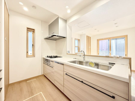 �L�b�`���@���������y���݂ƐH�ׂ�K����͂���L�b�`��