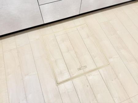 ���̑����ρ@�ݔ����B�ꂽ���[�X�y�[�X�ŉƑS�̂��X�b�L��