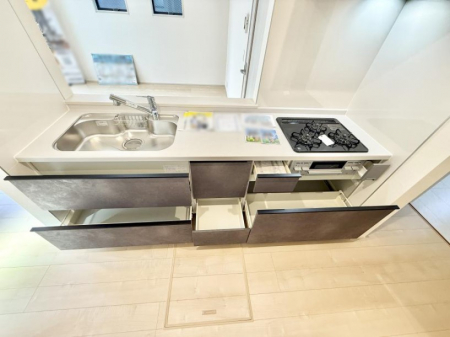 �L�b�`���@�������Ƒ����J��[�߂�A������̂���L�b�`��