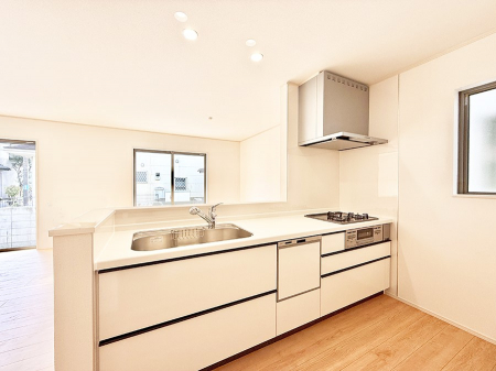 �L�b�`���@�������L���C�ɕЕt���A�g���₷���L�b�`��