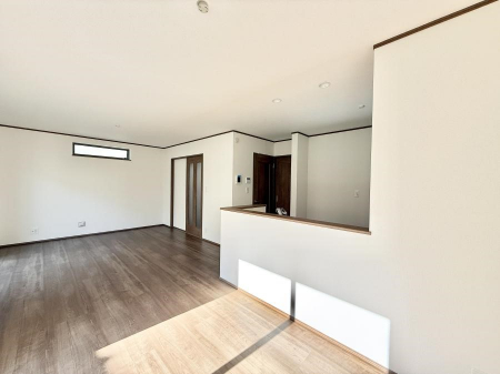 ���r���O�@���������R�Ɖ�b�����܂��A�S�n�悢�ЂƂƂ�