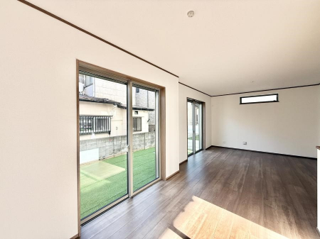 ���r���O�@�������V���v���������ґ�A��؂Ȑl�Ɖ߂����S���قǂ�����