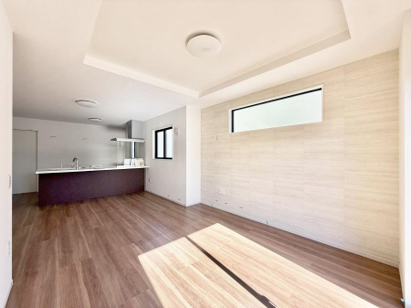 ���r���O�@���������났�ƏΊ炪�W�܂�A�S���܂郊�r���O