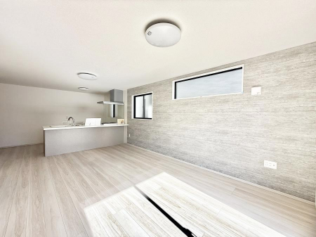 ���r���O�@���������났�ƏΊ炪�W�܂�A�S���܂郊�r���O