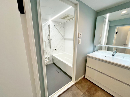 ���ʑ�E���ʏ��@�������D��ŉ��₩�Ȏ��Ԃ��������