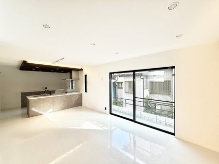 ���r���O�@�������S���������ꏊ�A�������߂����郊�r���O