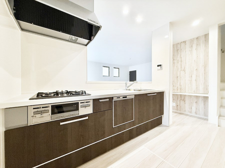 �L�b�`���@�������Ƒ����J��[�߂�A������̂���L�b�`��