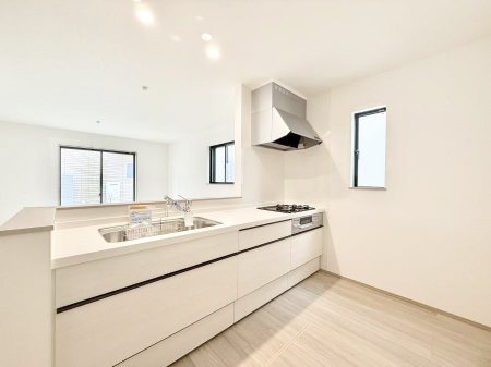 �L�b�`���@�������L���C�ɕЕt���A�g���₷���L�b�`��