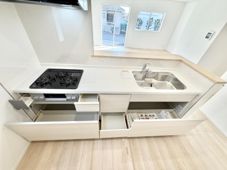 �L�b�`���@�������Ƒ����J��[�߂�A������̂���L�b�`��