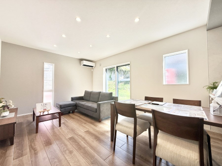 ���r���O�@�������V���v���������ґ�A��؂Ȑl�Ɖ߂����S���قǂ�����