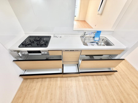 �L�b�`���@�������Ƒ����J��[�߂�A������̂���L�b�`��