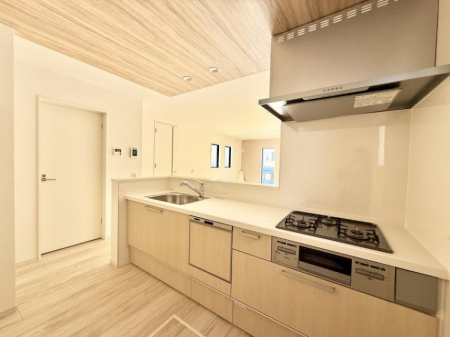 �L�b�`���@���������y���݂ƐH�ׂ�K����͂���L�b�`��