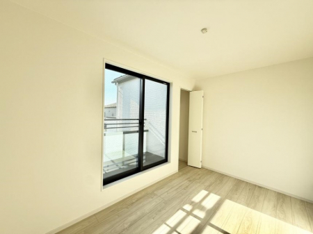 �Q���@���������̔z�u��ʋC���̗ǂ��݌v�ŕ����̋�C�������炸�A��ɐV�N�ȋ�C������܂�