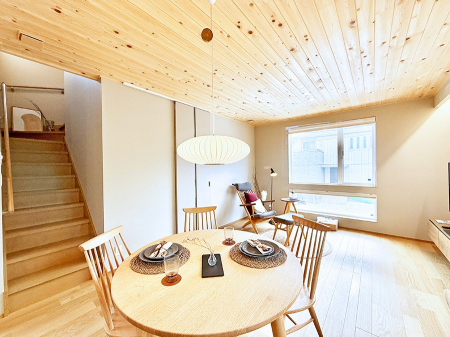 ���r���O�@���������났�ƏΊ炪�W�܂�A�S���܂郊�r���O