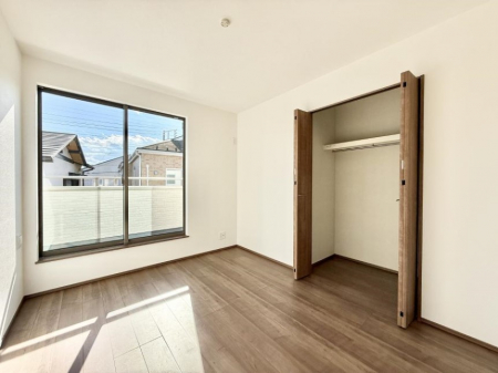 �q�������@�������v���C�x�[�g��ԂƂ��ĐÂ��ŗ�������������񋟂��Ă���܂�