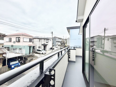 �o���R�j�[�@������ �G�߂̈ڂ낢����������J���I�ȋ�Ԃł�