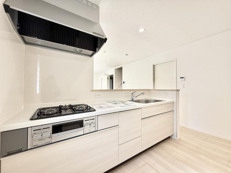 �L�b�`���@���������y���݂ƐH�ׂ�K����͂���L�b�`��