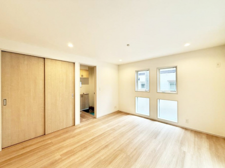 ���r���O�@����