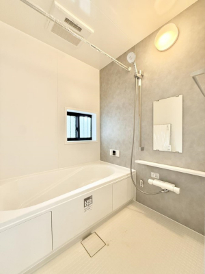 �����@����������̔�������A�S����������Ԃł�