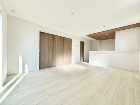 ���r���O�@�������S���������ꏊ�A�������߂����郊�r���O