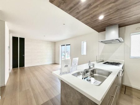 �L�b�`���@�������V���v���ŋ@�\�I�A�����g���₷���L�b�`��