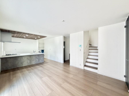 ���r���O�@�������Ƒ��̎��Ԃ��ʂ�A���K�Ŗ��������