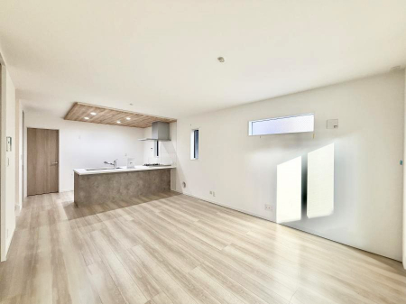 ���r���O�@�������V���v���������ґ�A��؂Ȑl�Ɖ߂����S���قǂ�����