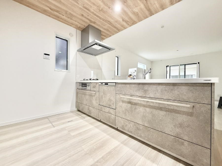 �L�b�`���@�������L���C�ɕЕt���A�g���₷���L�b�`��