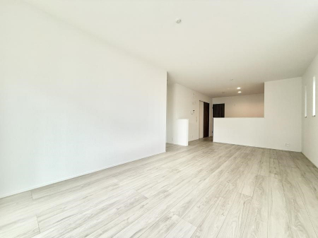 ���r���O�@���������R�Ɖ�b�����܂��A�S�n�悢�ЂƂƂ�