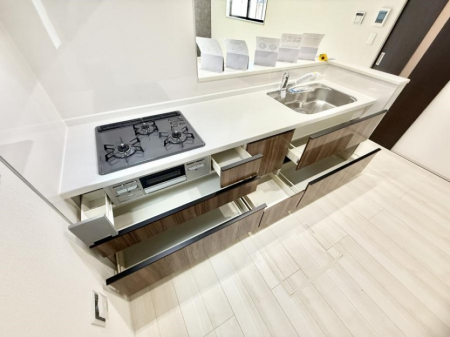 Lb`@g₷ƃfUCZAKȃLb`