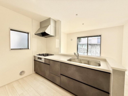 �L�b�`���@�������L���C�ɕЕt���A�g���₷���L�b�`��