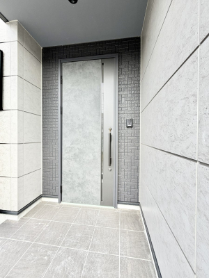 ���ց@�O�ρ� �V���v���Ŕ������A�Z�܂��̑���ۂ��ʂ錺�ւł�