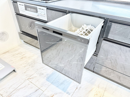 ���̑����ρ@�ݔ����H��̕ЂÂ����H��킪����Ύ��Z�ɁB���Ƒ��Ƃ̎��Ԃ𑝂₹�܂�