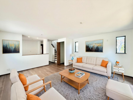 ���r���O�@���������R�Ɖ�b�����܂��A�S�n�悢�ЂƂƂ�