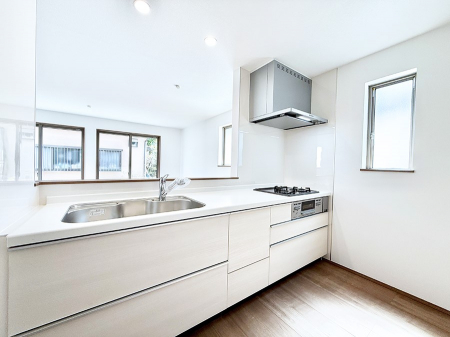 �L�b�`���@���������y���݂ƐH�ׂ�K����͂���L�b�`��