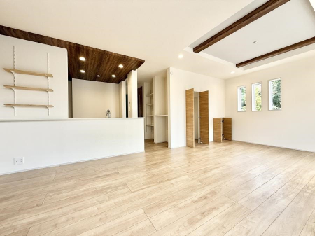 ���r���O�@�������S���������ꏊ�A�������߂����郊�r���O