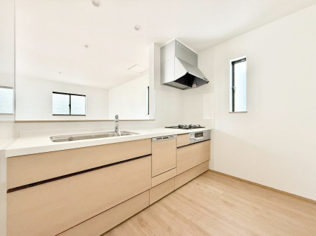 �L�b�`���@�������Ƒ����J��[�߂�A������̂���L�b�`��