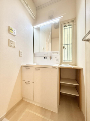 ʑEʏ@ZJhʂIƑ݂Ȃg₷zuł