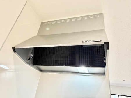 ���̑����ρ@�ݔ����������̏��C����������C��ɗU������A�����I�ɔr�����ł��܂��B