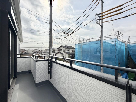 �o���R�j�[�@������ �G�߂̈ڂ낢����������J���I�ȋ�Ԃł�