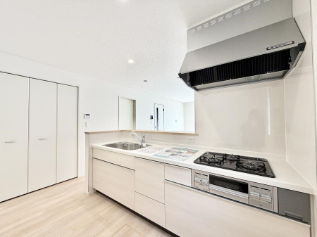 �L�b�`���@�������V���v���ŋ@�\�I�A�����g���₷���L�b�`��