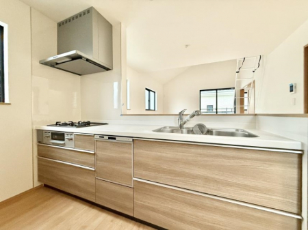 �L�b�`���@�������Ƒ����J��[�߂�A������̂���L�b�`��