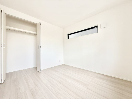 �q�������@�������v���C�x�[�g��ԂƂ��ĐÂ��ŗ�������������񋟂��Ă���܂�