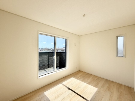 �Q���@���������̔z�u��ʋC���̗ǂ��݌v�ŕ����̋�C�������炸�A��ɐV�N�ȋ�C������܂�