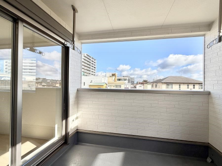 �o���R�j�[�@������ ���̃R�[�q�[���̐�����y���ށA�����̏ꏊ