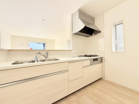 �L�b�`���@���������y���݂ƐH�ׂ�K����͂���L�b�`��