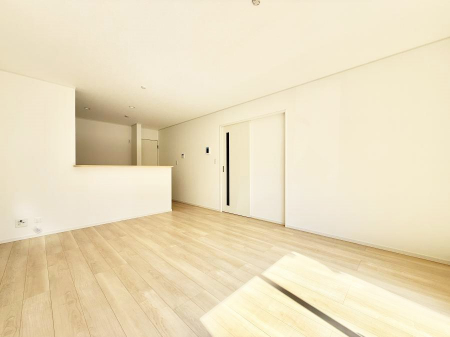 ���r���O�@���������R�Ɖ�b�����܂��A�S�n�悢�ЂƂƂ�