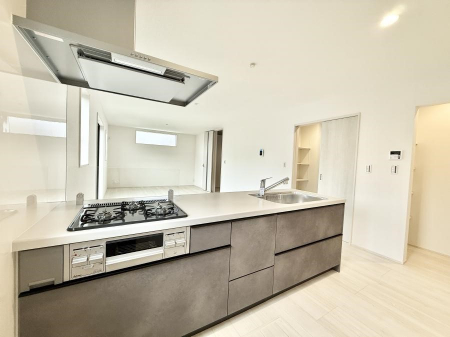 �L�b�`���@�������V���v���Ŕ������S�n�悢���Ԃ𐶂ރL�b�`�����