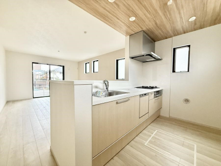 �L�b�`���@���������y���݂ƐH�ׂ�K����͂���L�b�`��